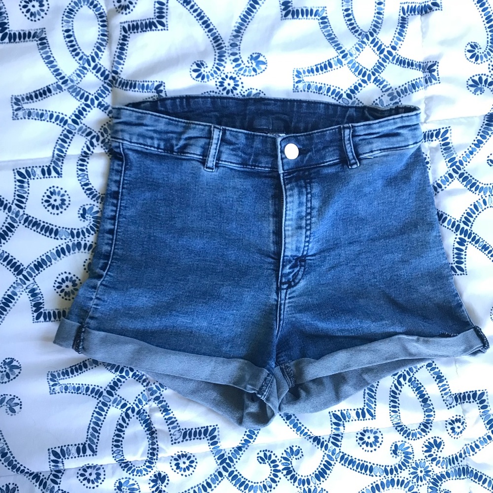 H&M high rise shorts